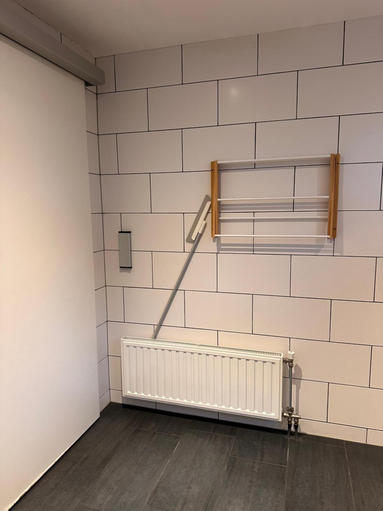 B&B Het Kleine Huisje Emmen Exteriör bild