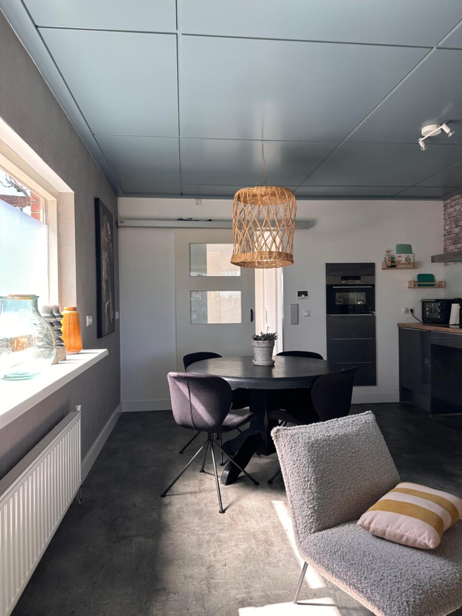 B&B Het Kleine Huisje Emmen Exteriör bild